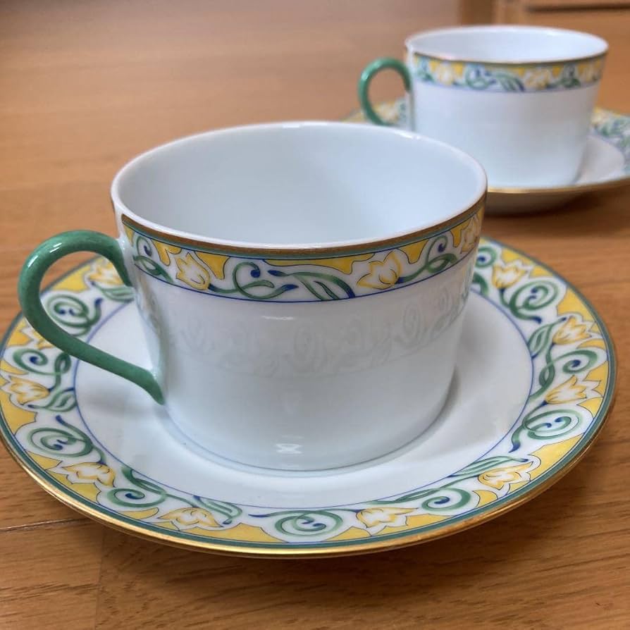 【新品未使用】アビランド　ティーセット Amazon.co.jp: HAVILAND アビランド ティーカップ＆ソーサー3